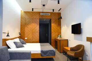 Мини-отель R&R Hotel Ереван Улучшенный двухместный номер с 1 кроватью или 2 отдельными кроватями-2