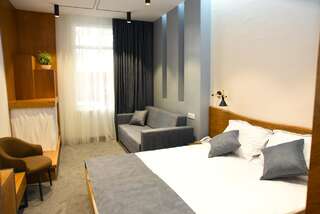 Мини-отель R&R Hotel Ереван Улучшенный двухместный номер с 1 кроватью или 2 отдельными кроватями-3